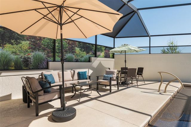 11207 ROZ WAY, Oxford, FL 34484