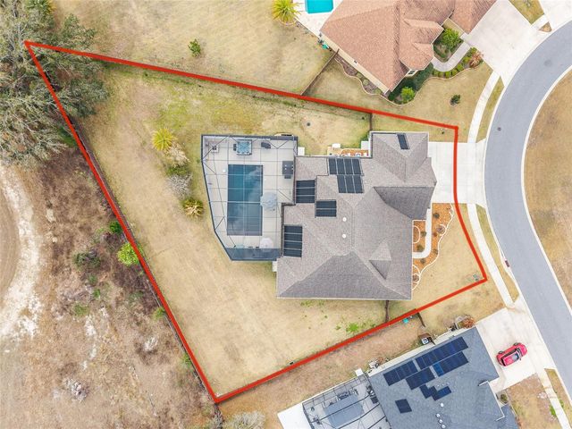 11207 ROZ WAY, Oxford, FL 34484