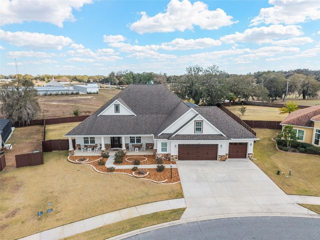 11207 ROZ WAY, Oxford, FL 34484