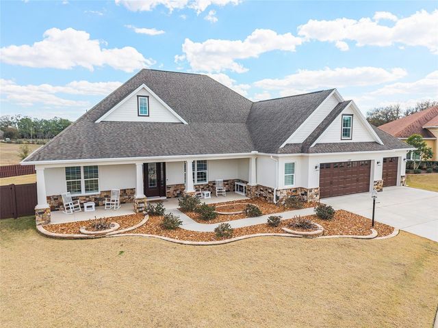 11207 ROZ WAY, Oxford, FL 34484