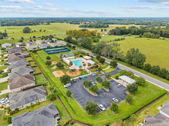 11207 ROZ WAY, Oxford, FL 34484