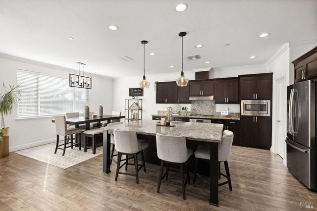 291 Ginger St, Vacaville, CA 95687