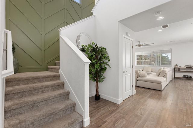 291 Ginger St, Vacaville, CA 95687