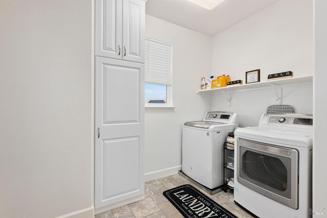 291 Ginger St, Vacaville, CA 95687