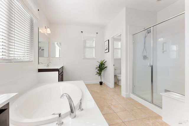 291 Ginger St, Vacaville, CA 95687