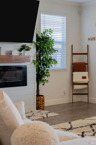 291 Ginger St, Vacaville, CA 95687