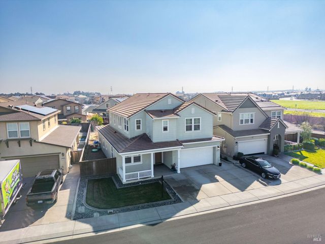 291 Ginger St, Vacaville, CA 95687