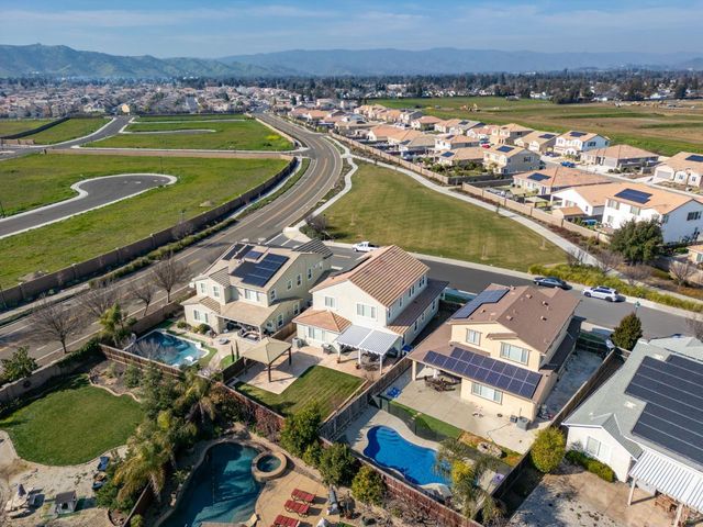 291 Ginger St, Vacaville, CA 95687