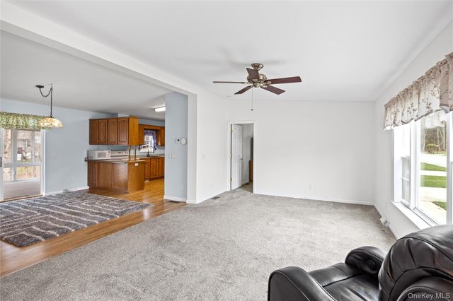 638 Fresh Pond Avenue 343, Calverton, NY 11933