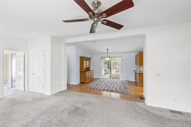 638 Fresh Pond Avenue 343, Calverton, NY 11933