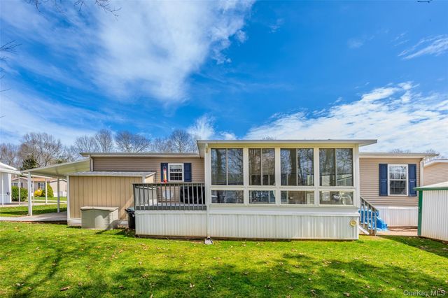 638 Fresh Pond Avenue 343, Calverton, NY 11933