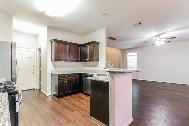 2730 Mesquite Ridge Drive, Houston, TX 77073