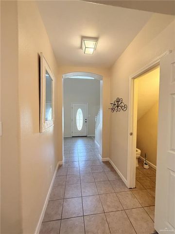 2212 N Days Circle, Pharr, TX 78577