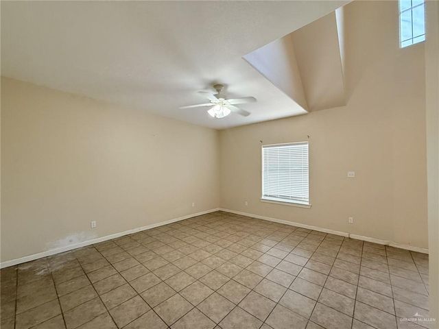 2212 N Days Circle, Pharr, TX 78577