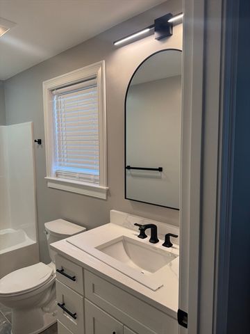 214 Horton 214, Fall River, MA 02723