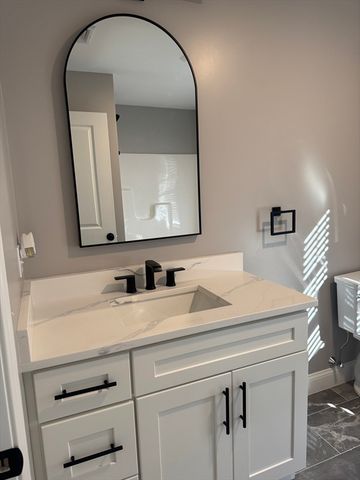 214 Horton 214, Fall River, MA 02723