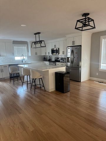 214 Horton 214, Fall River, MA 02723