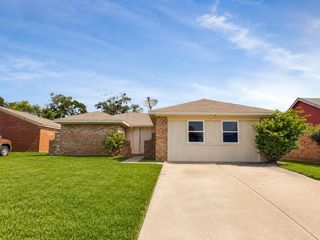 12779 Enchanted Path Drive, Houston, TX 77044