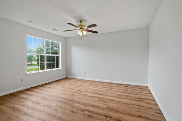 1001 Scenic Drive, Justin, TX 76247