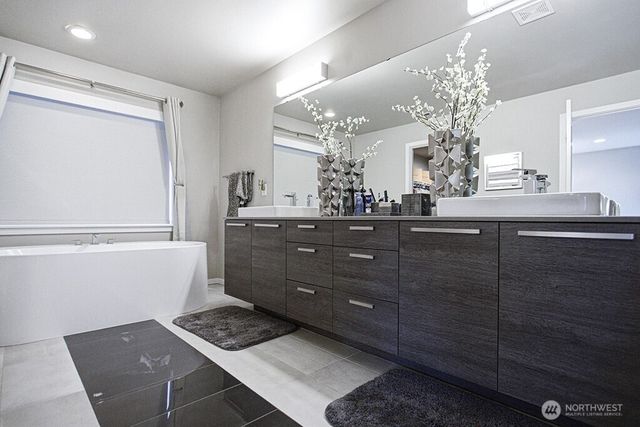 2520 Vardon Circle SW, Port Orchard, WA 98367