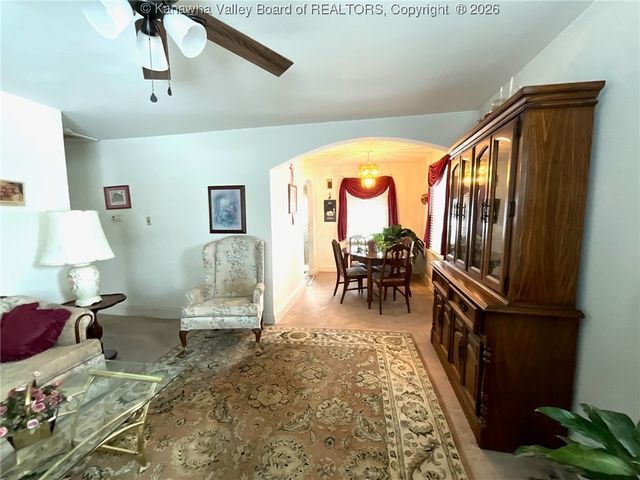 446 22nd Street, Dunbar, WV 25064