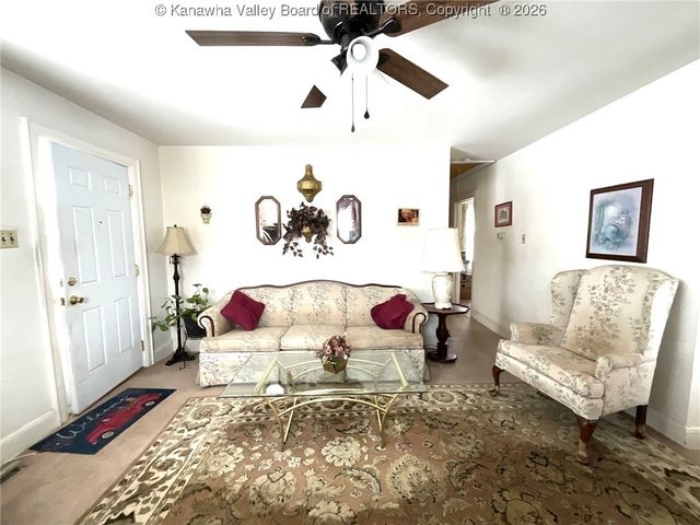 446 22nd Street, Dunbar, WV 25064