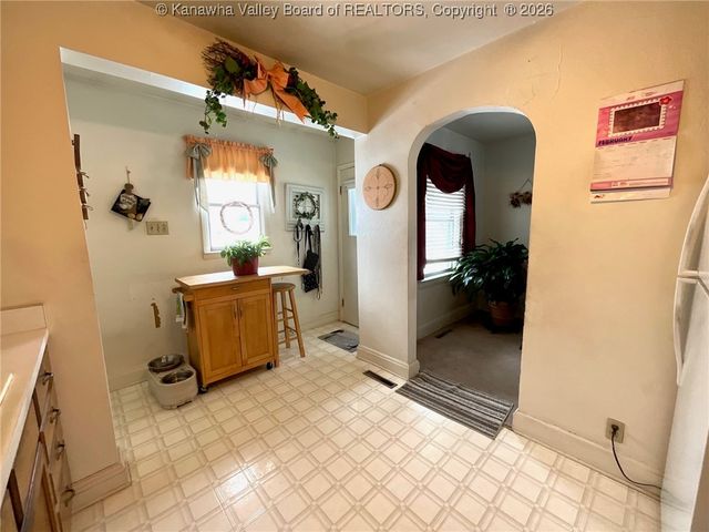 446 22nd Street, Dunbar, WV 25064