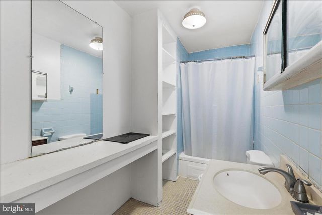 4142 7TH ST NW, Washington, DC 20011