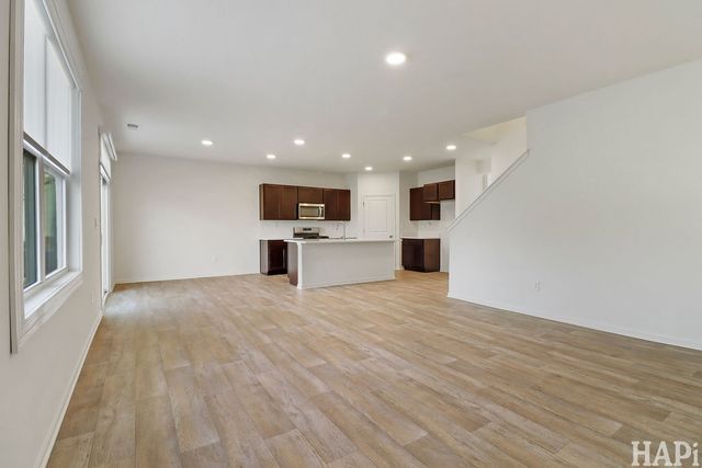 2029 Magnolia Lane, Wonder Lake, IL 60097