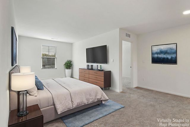 2029 Magnolia Lane, Wonder Lake, IL 60097