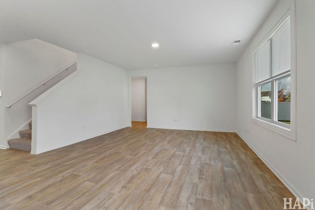 2029 Magnolia Lane, Wonder Lake, IL 60097