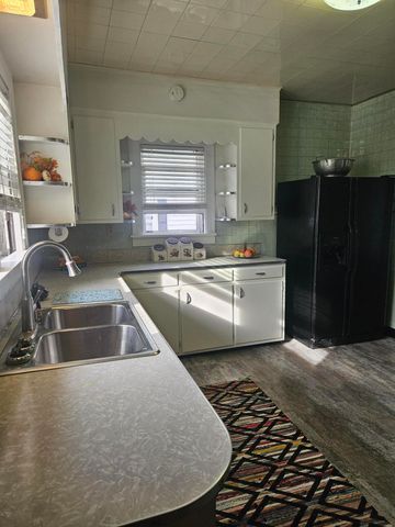 222 May Avenue, Michigan City, IN 46360