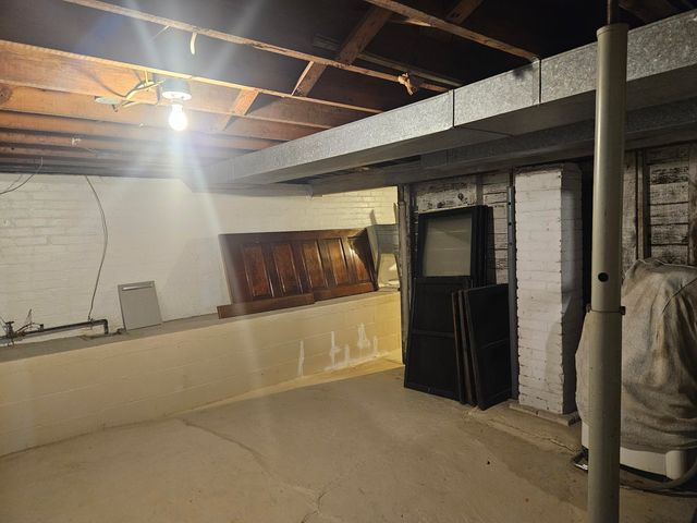 222 May Avenue, Michigan City, IN 46360