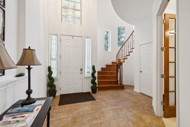 2824 Lazy Creek Drive, Grand Prairie, TX 75052