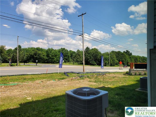 1081 Turnstone Drive, Upper Macungie Twp, PA 18051