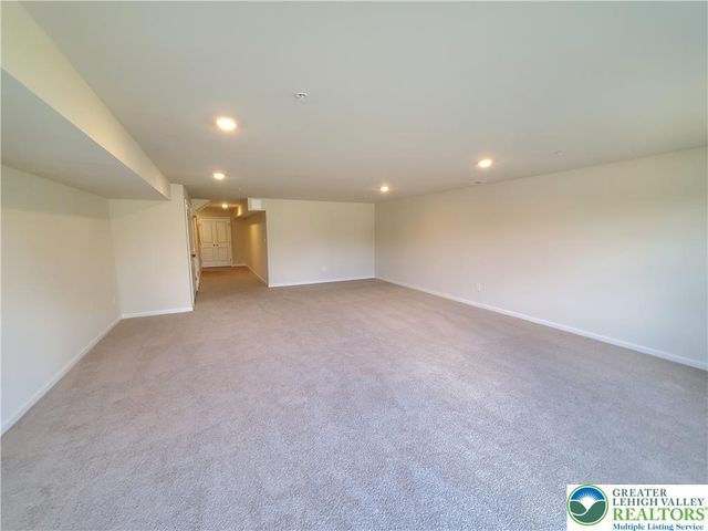 1081 Turnstone Drive, Upper Macungie Twp, PA 18051