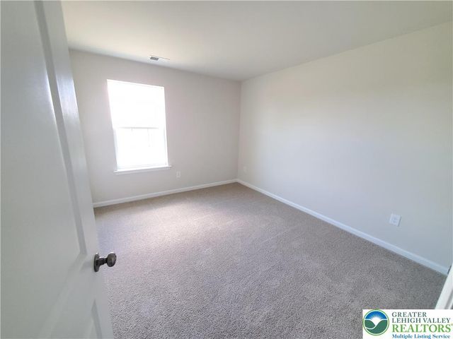 1081 Turnstone Drive, Upper Macungie Twp, PA 18051