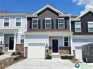 1081 Turnstone Drive, Upper Macungie Twp, PA 18051