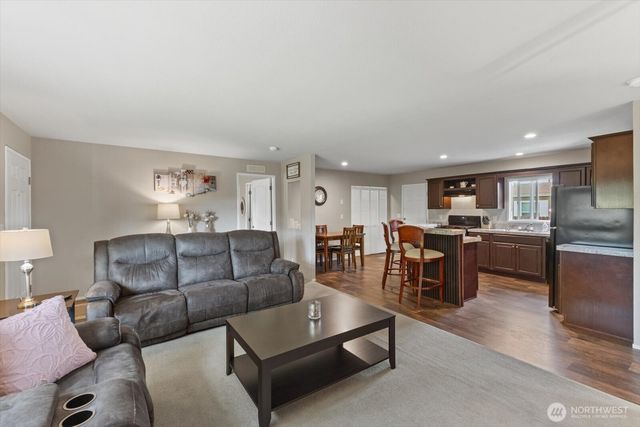 1018 Cook Road, Sedro Woolley, WA 98284