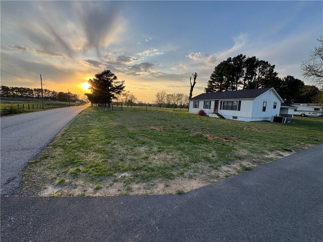 1013 Laurel Avenue, Rogers, AR 72758