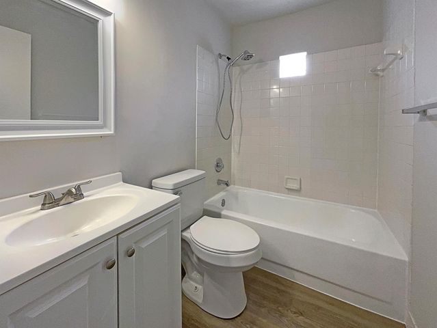 2175 NW 184th Terrace, Pembroke Pines, FL 33029