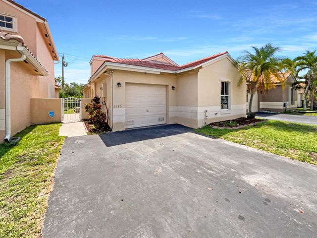 2175 NW 184th Terrace, Pembroke Pines, FL 33029