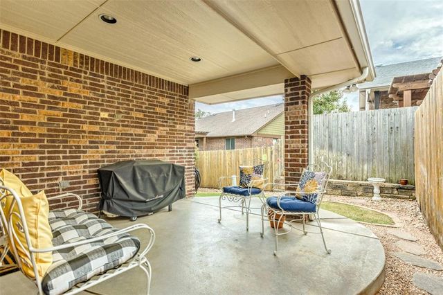4932 Clear Midnight Drive, Edmond, OK 73034