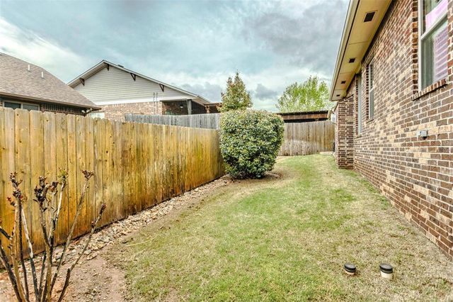 4932 Clear Midnight Drive, Edmond, OK 73034