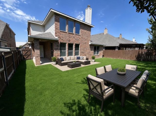 928 Albany Drive, Fort Worth, TX 76131