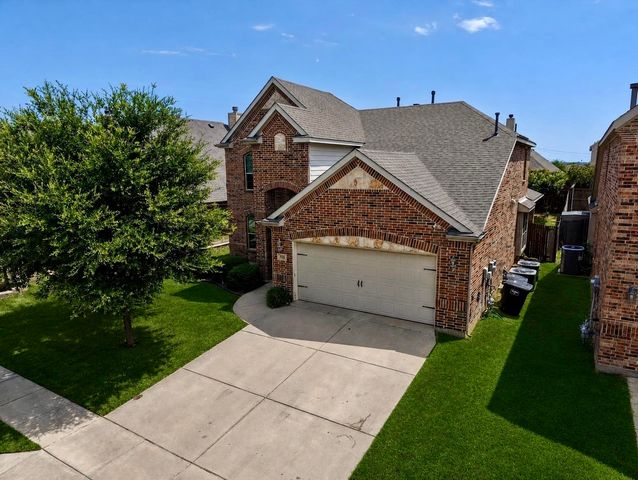 928 Albany Drive, Fort Worth, TX 76131