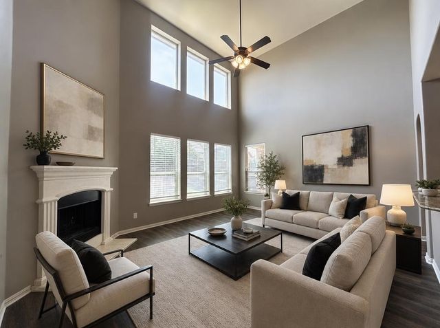 928 Albany Drive, Fort Worth, TX 76131