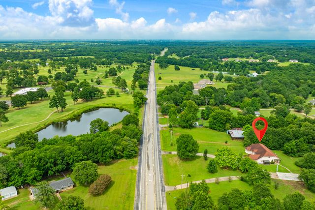 5310 Farm Road 195, Paris, TX 75462