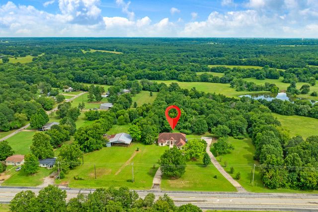 5310 Farm Road 195, Paris, TX 75462