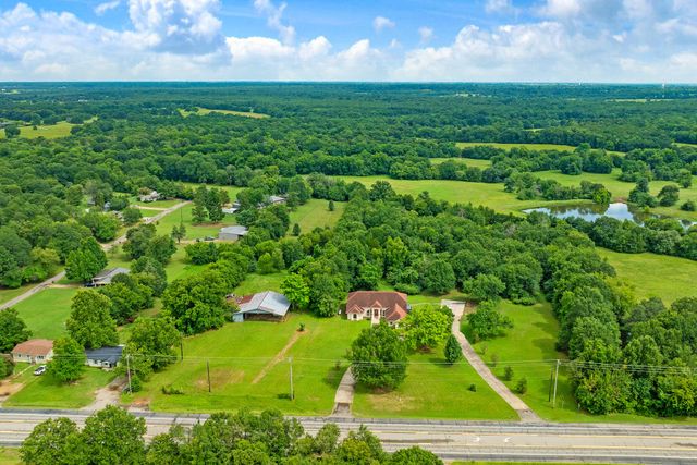 5310 Farm Road 195, Paris, TX 75462